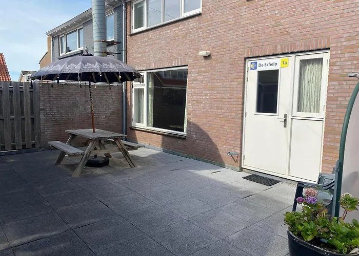 度假居 De Schelp 海边的艾格蒙特